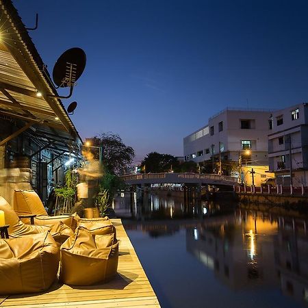 Canale Hostel Бангкок Экстерьер фото