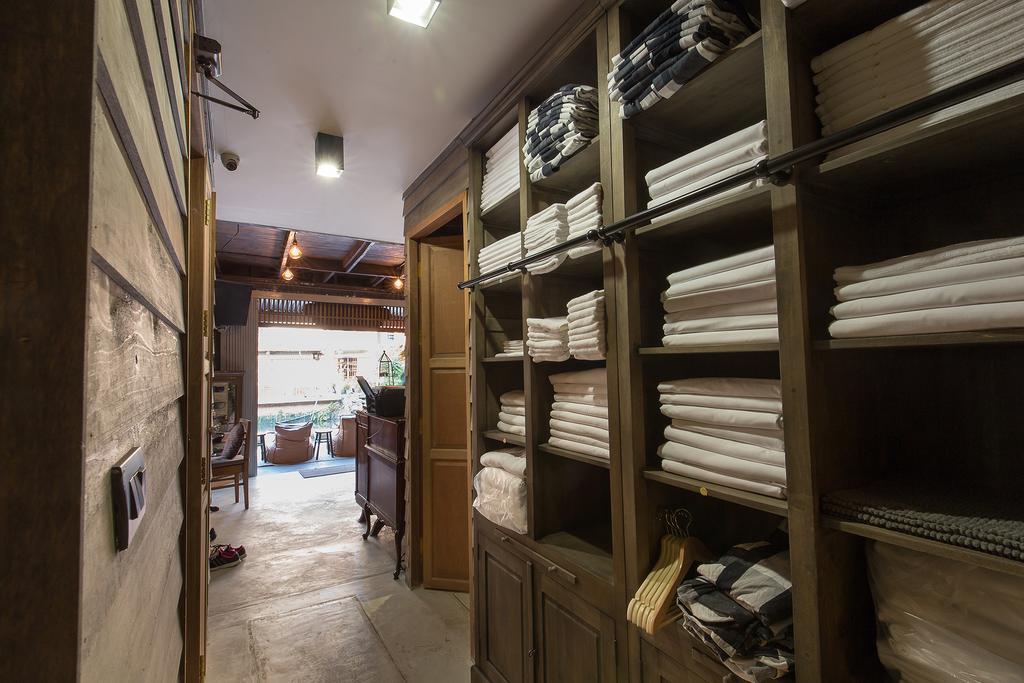 Canale Hostel Бангкок Экстерьер фото