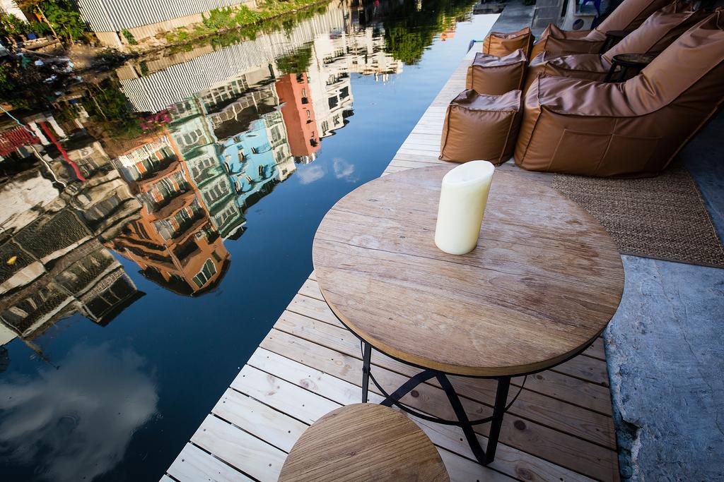 Canale Hostel Бангкок Экстерьер фото