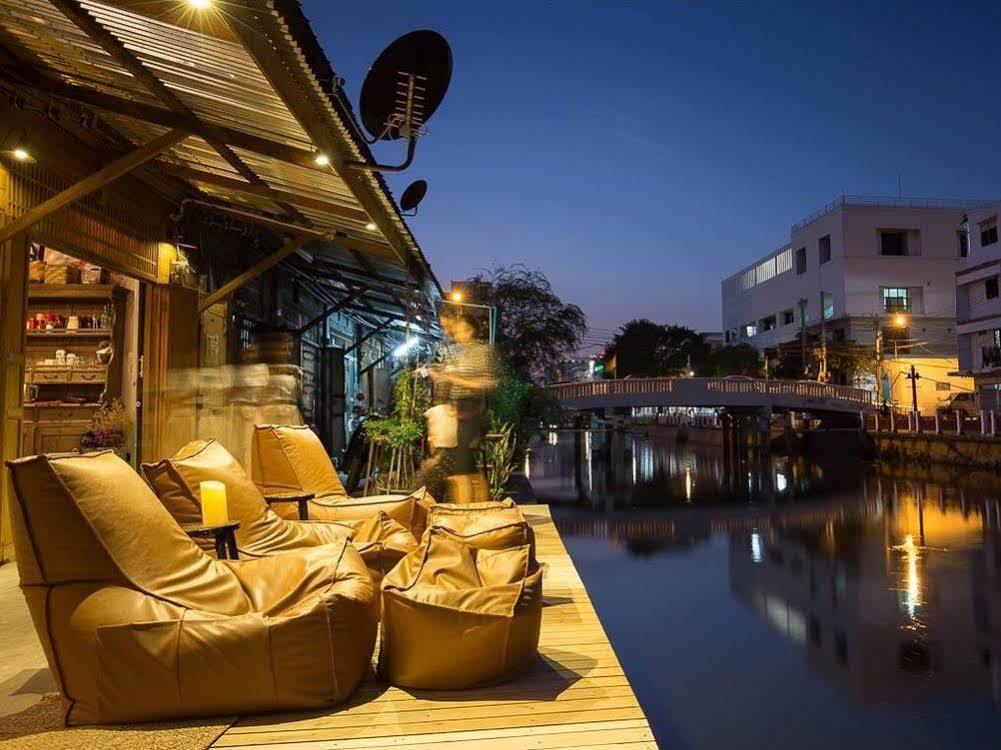 Canale Hostel Бангкок Экстерьер фото