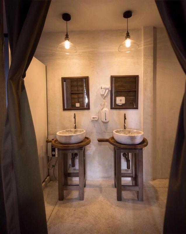 Canale Hostel Бангкок Экстерьер фото
